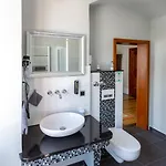 Boardinghouse Sonne מלון