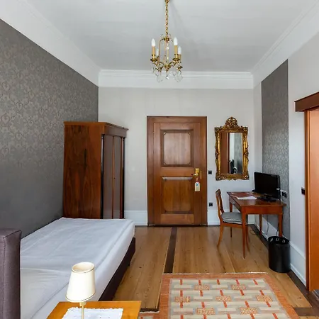 Boardinghouse Sonne * אופנבורג