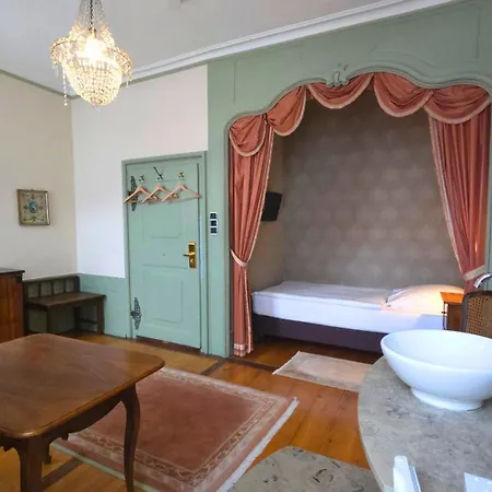 Boardinghouse Sonne Hotel *